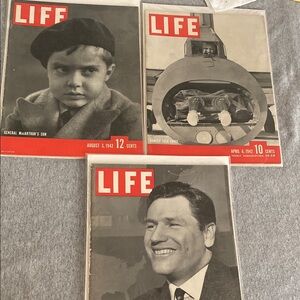 Lot of 3 1942 Vintage  LIFE Magazine Collection -Super Nice Condition